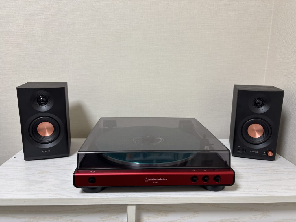 EDIFIER|エディファイア ED-MR3-BKとaudio-technicaのAT-LP60Xの写真
